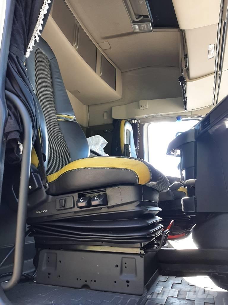 Volvo FH 16 Kamioni za drva