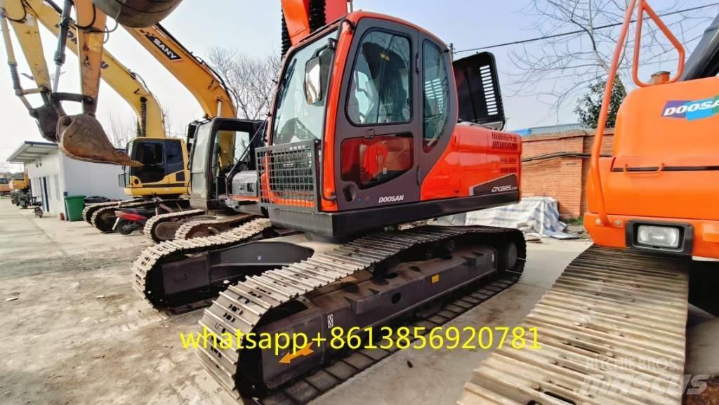 Doosan DX 225 Bageri gusjeničari