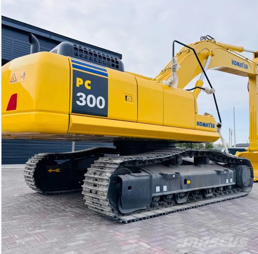 Komatsu 300 Bageri gusjeničari