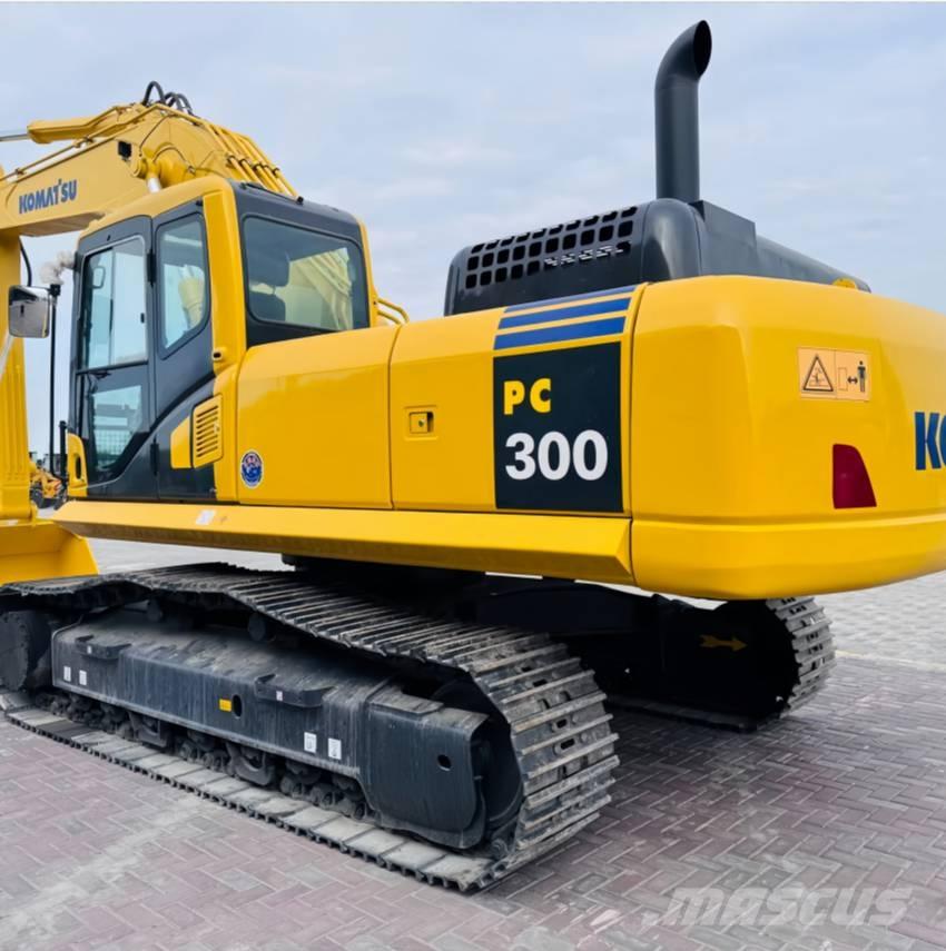 Komatsu 300 Bageri gusjeničari