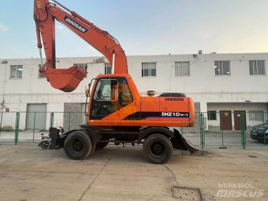 Doosan DH210W-7 Bageri na kotačima