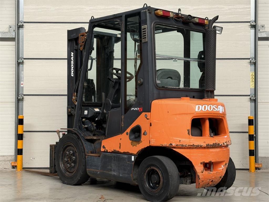 Doosan D20S-5 Dizelski viličari