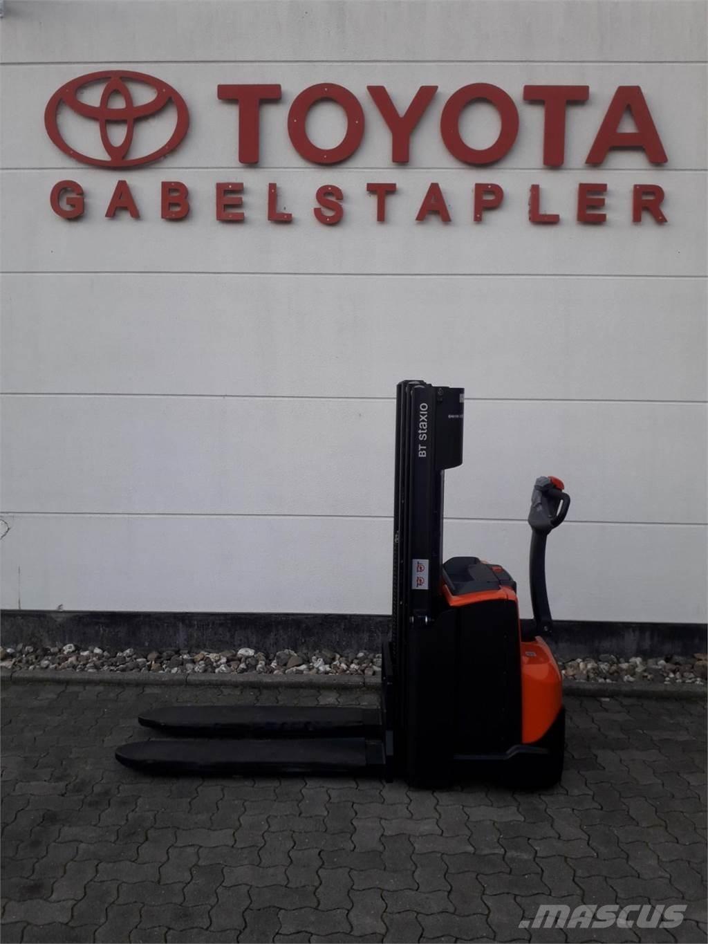 Toyota SWE120 Ručni električni viličar