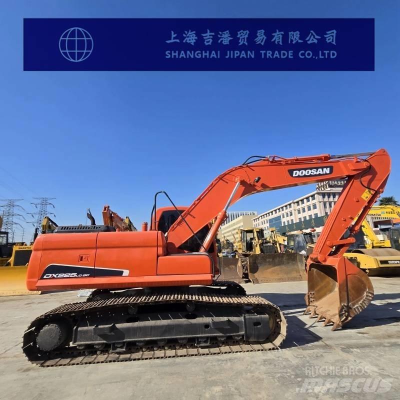 Doosan DX 225 RB Bageri gusjeničari