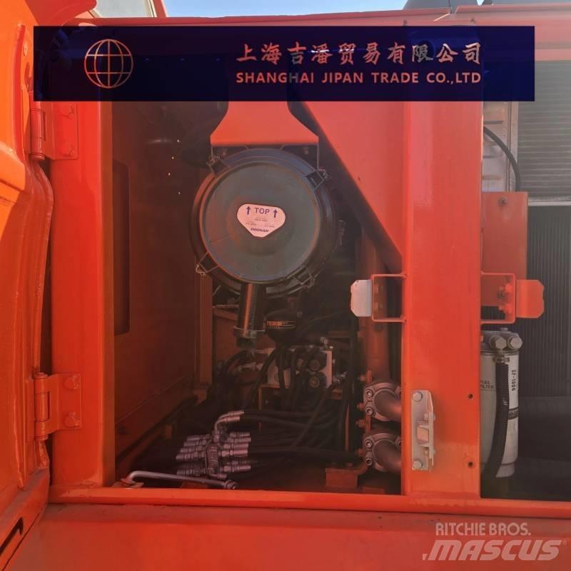 Doosan DX 225 RB Bageri gusjeničari