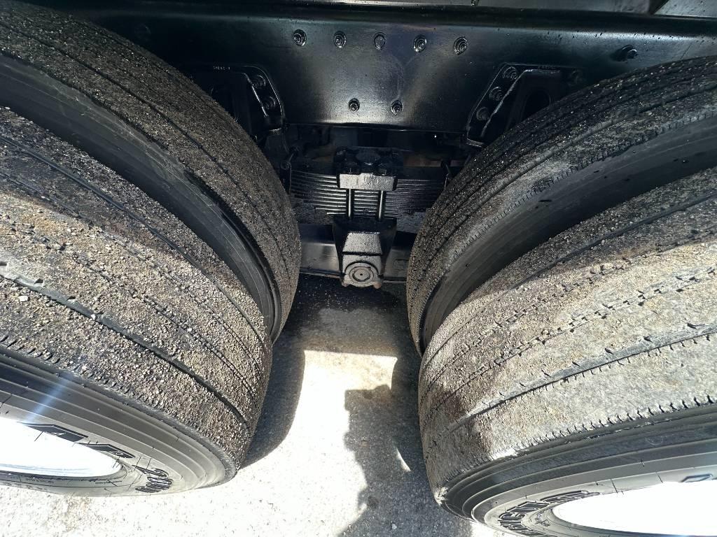 Peterbilt 348 Kamioni za otpad