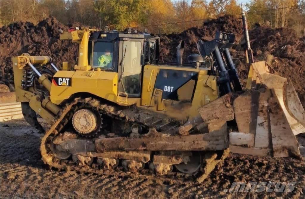 CAT D8T Buldožeri gusjeničari