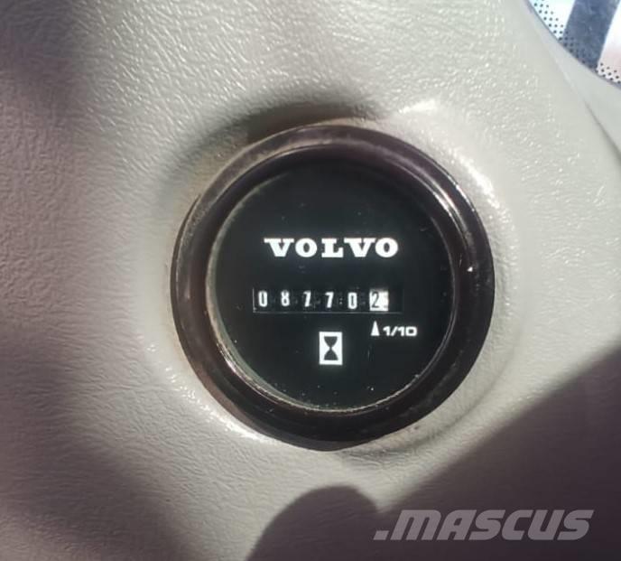 Volvo EW 180 E Bageri na kotačima