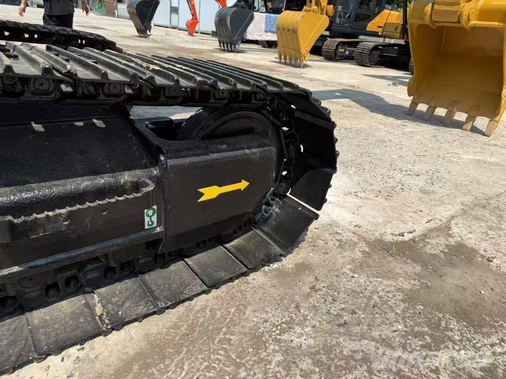 CAT 320D Bageri gusjeničari