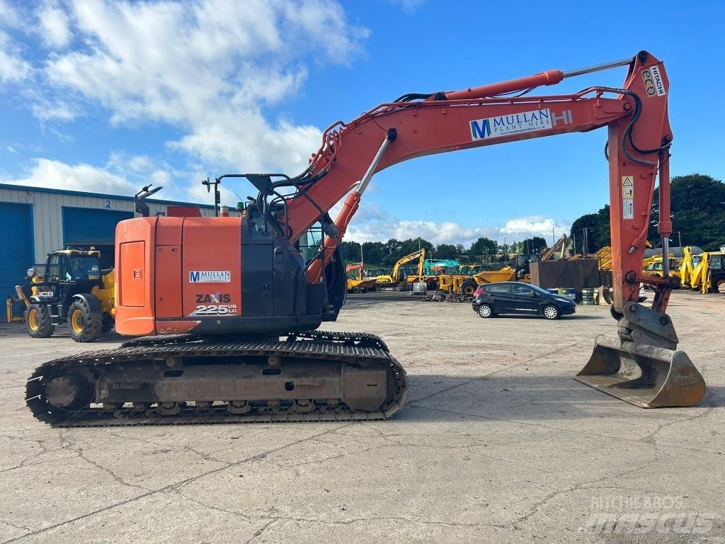 Hitachi ZX225 USLC-6 Bageri gusjeničari