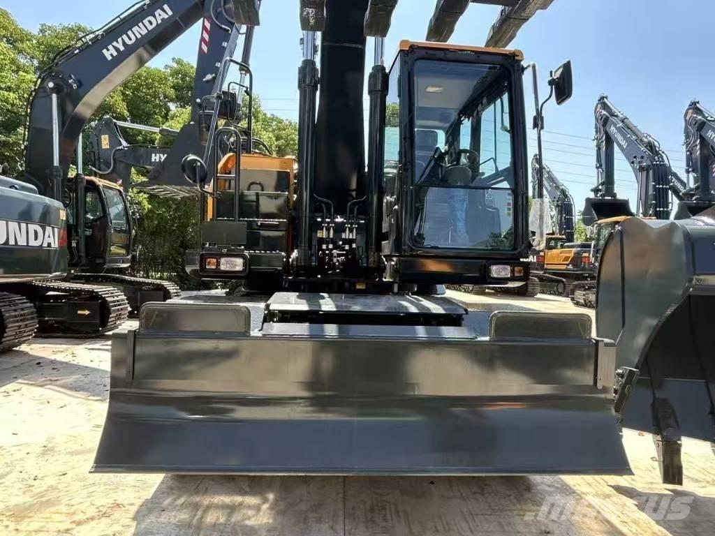 Hyundai HW 210 A Bageri na kotačima