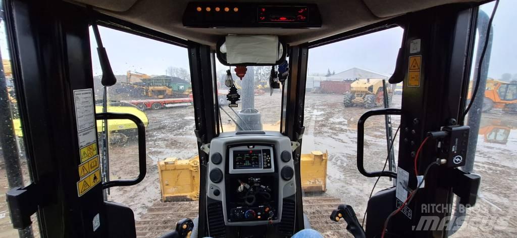 CAT D 6 N Buldožeri gusjeničari