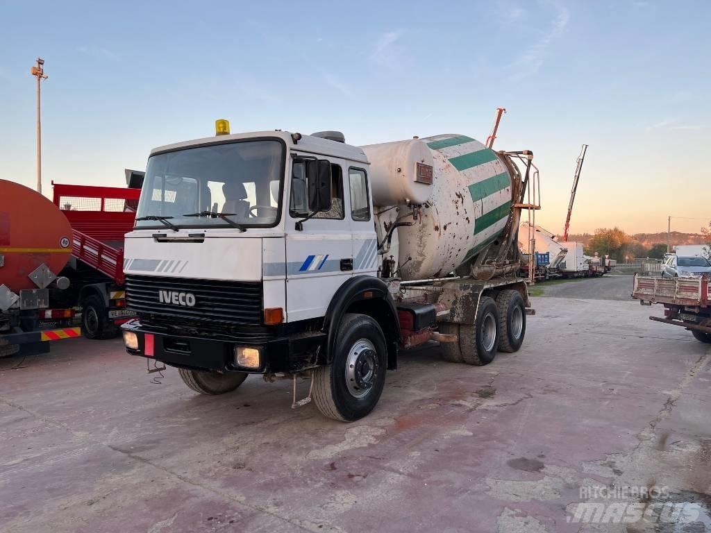 Iveco 330-30 Kamioni mikseri za beton