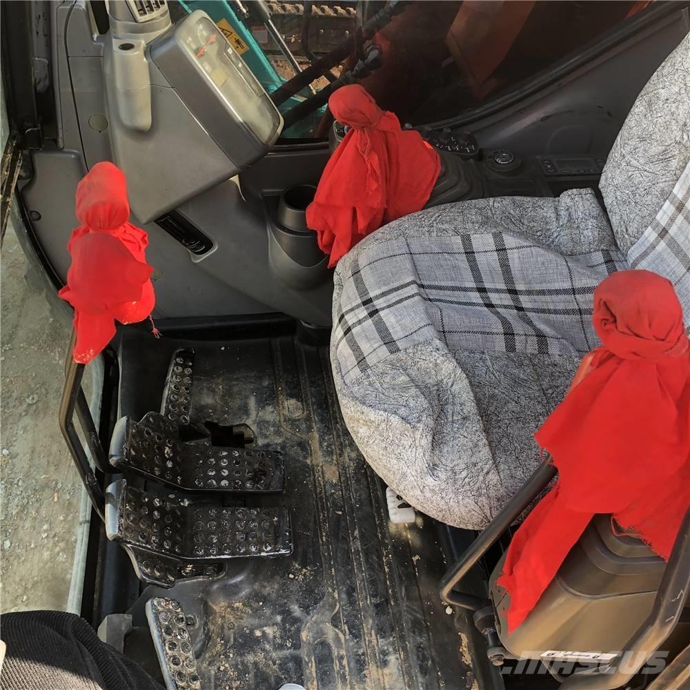 Hitachi ZX70-5A Midi bageri 7t – 12t