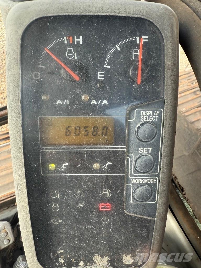 John Deere 160 C Bageri gusjeničari