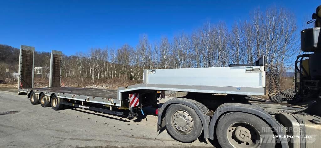 Schwarzmüller D40R Nisko-utovarne poluprikolice