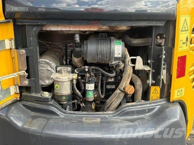 Komatsu PC 26 MR-3 Mini bageri <7t
