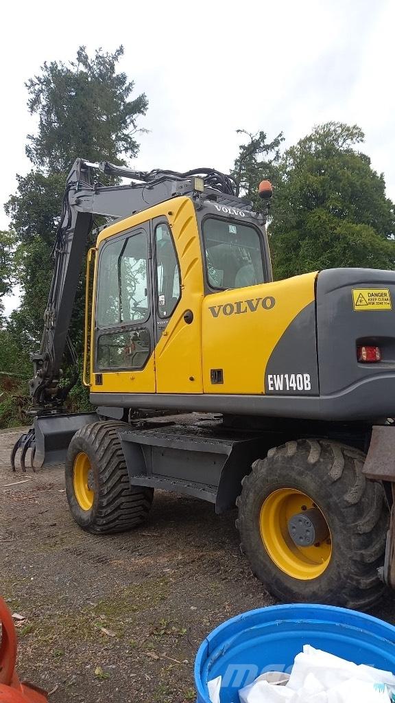 Volvo EW 140 B Bageri na kotačima