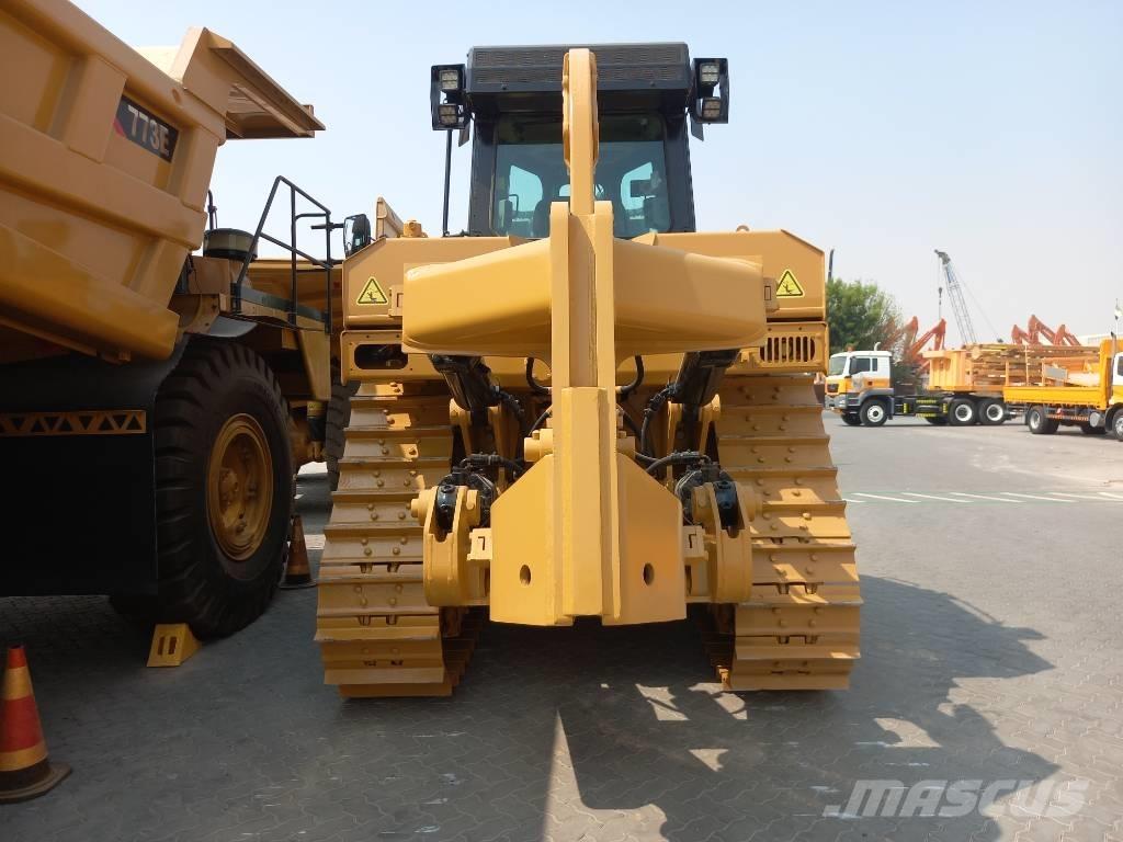 CAT D8T (Jebel Ali) Buldožeri gusjeničari