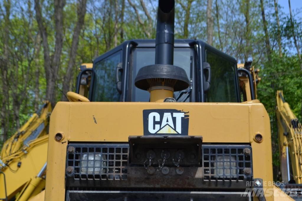 CAT D 6 N LGP Buldožeri gusjeničari