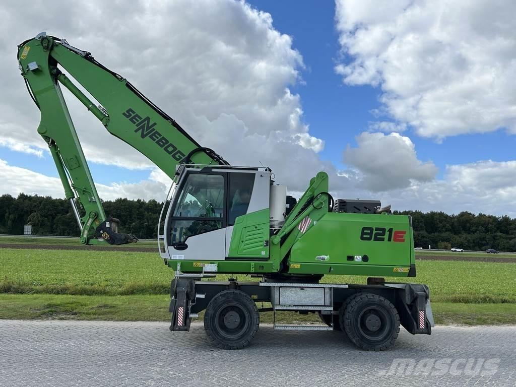 Sennebogen 821MET5 Bageri za manipuliranje materijalom / otpadom