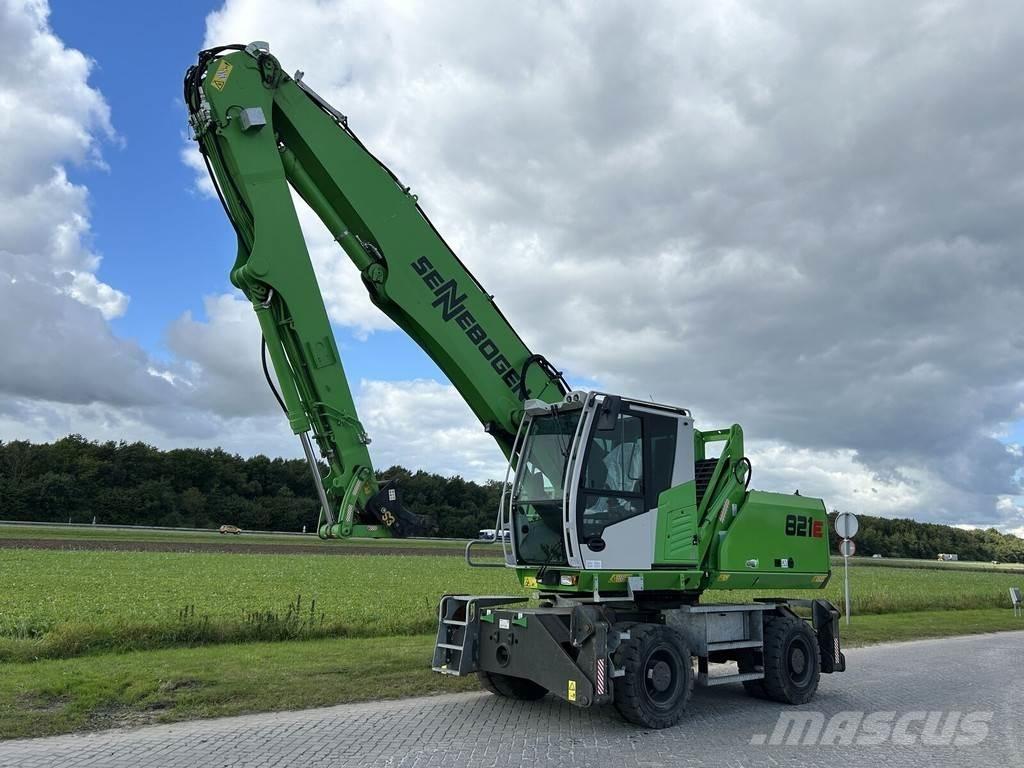 Sennebogen 821MET5 Bageri za manipuliranje materijalom / otpadom