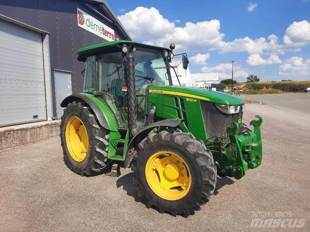 John Deere 5100 M Traktori