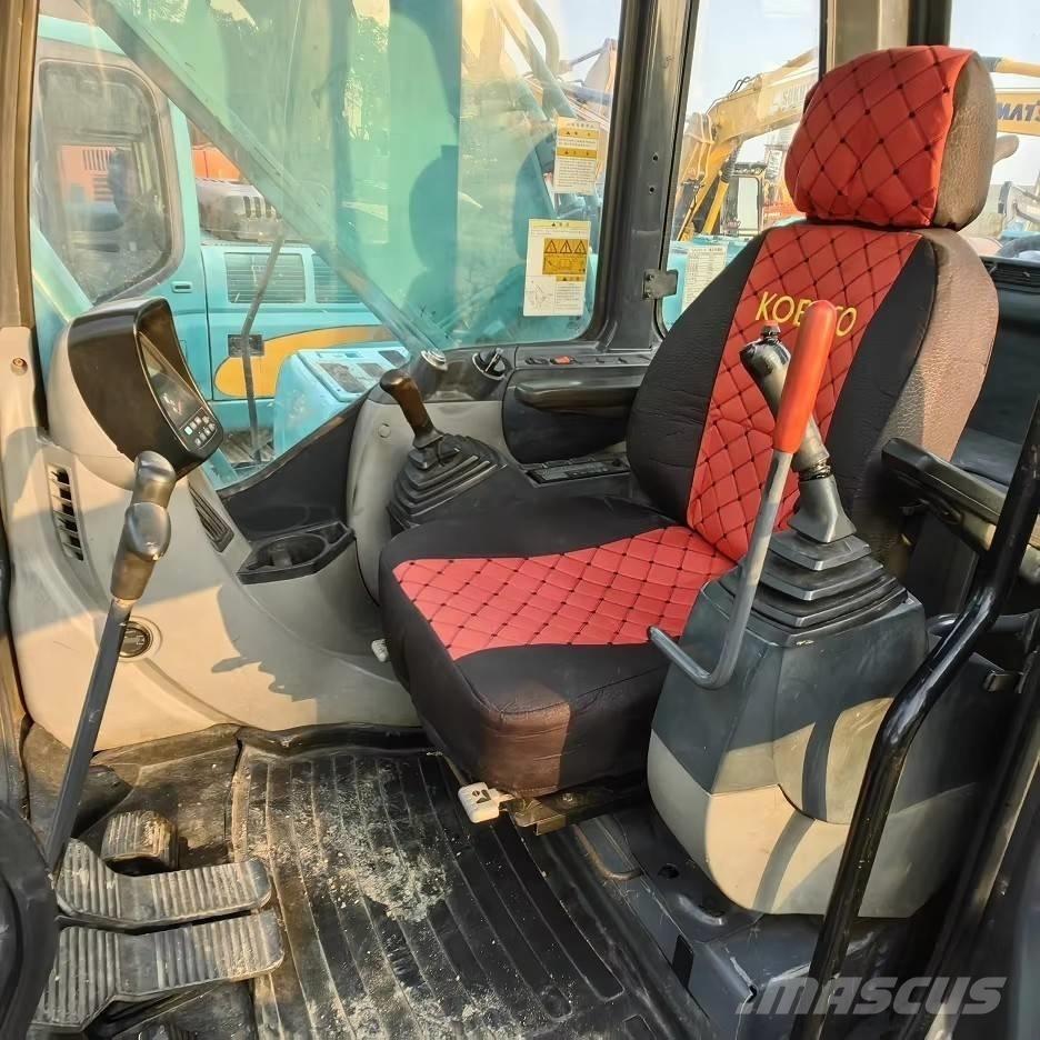Kobelco SK 200 Bageri gusjeničari