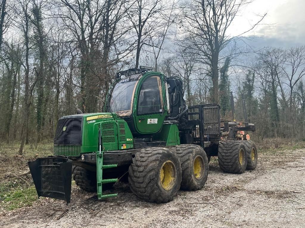 John Deere 1510E Forvarderi
