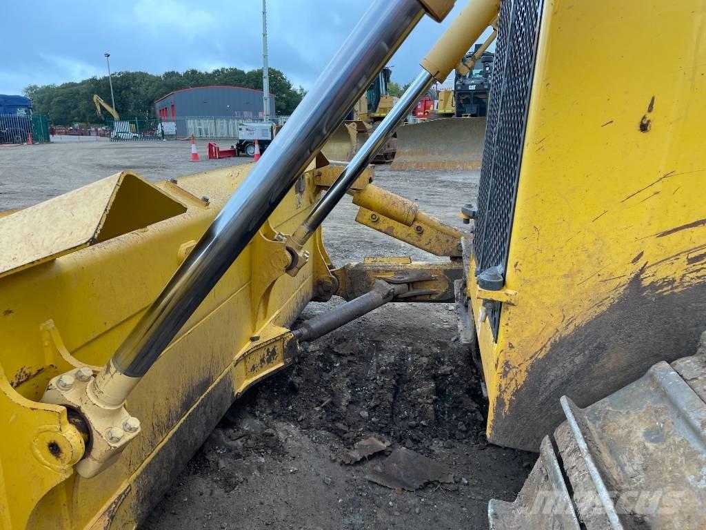 Komatsu D 65 PX-18E0 Buldožeri gusjeničari