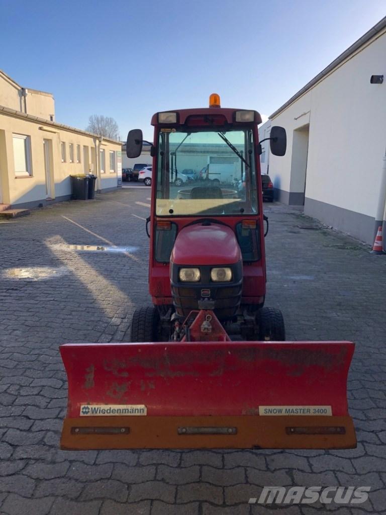 Shibaura ST 324 HST Kompaktni (mali) traktori