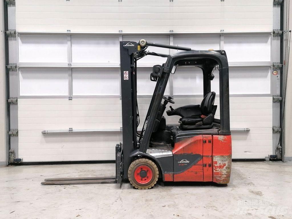 Linde E12-02 Električni viličari