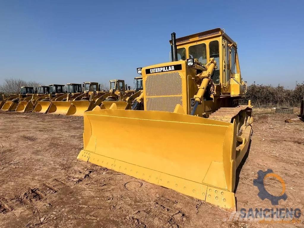 CAT D8K Buldožeri gusjeničari