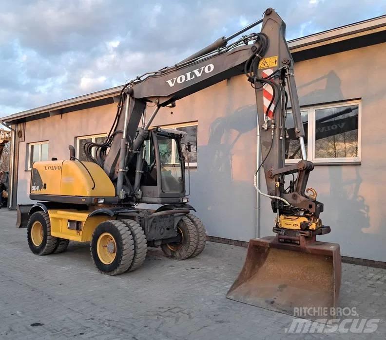 Volvo EW 140 Bageri na kotačima