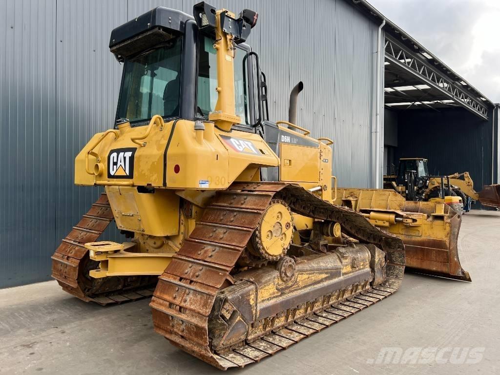 CAT D6N LGP Buldožeri gusjeničari