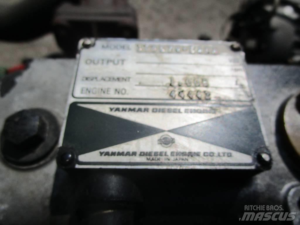 Ammann AV 16 E Valjci sa dvojnim bubnjem