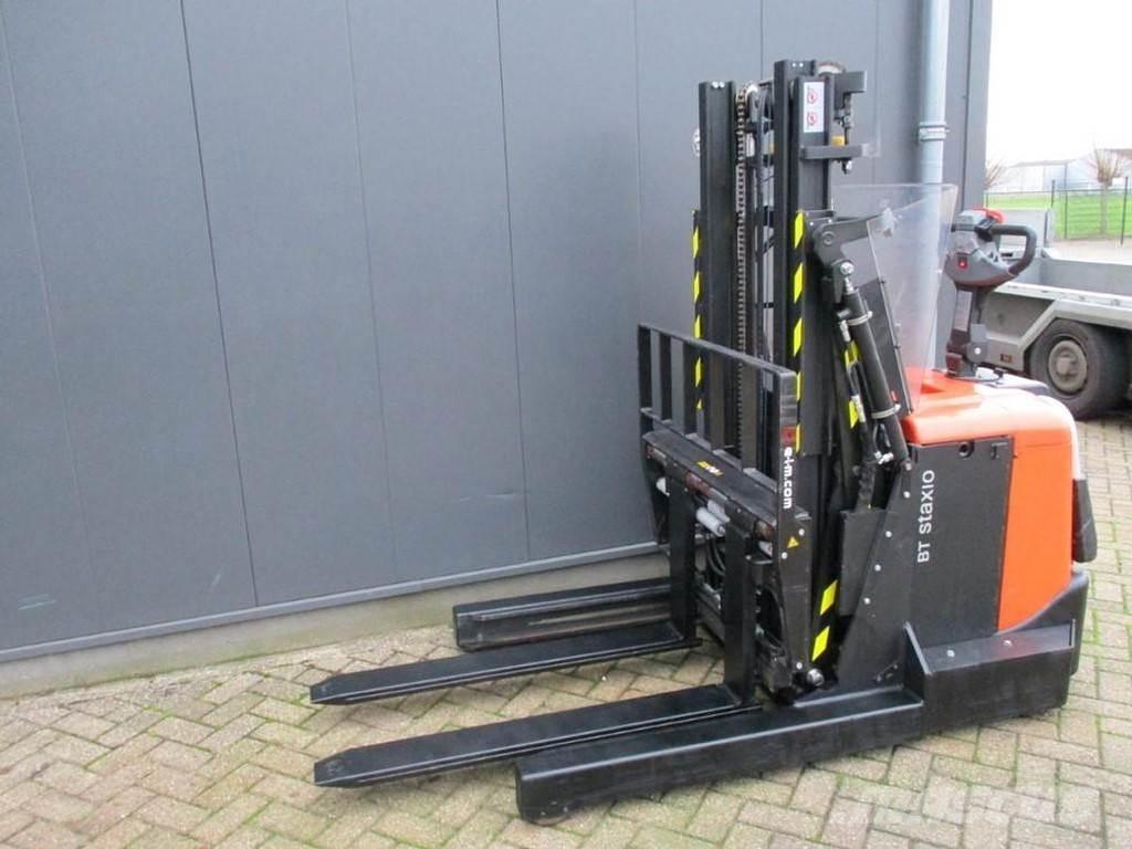 BT SPE 120 XR Dohvatni viličari
