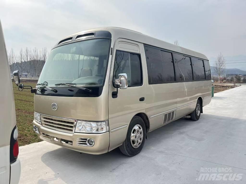 Toyota Coaster Međugradski autobusi