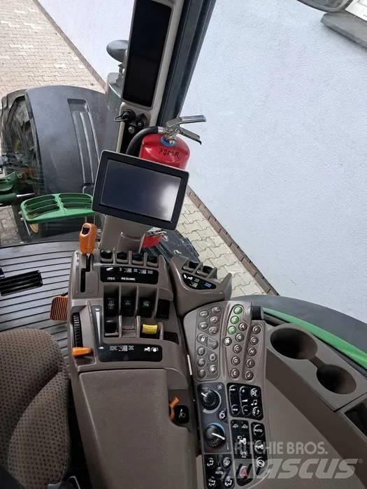 John Deere 7200 R Traktori