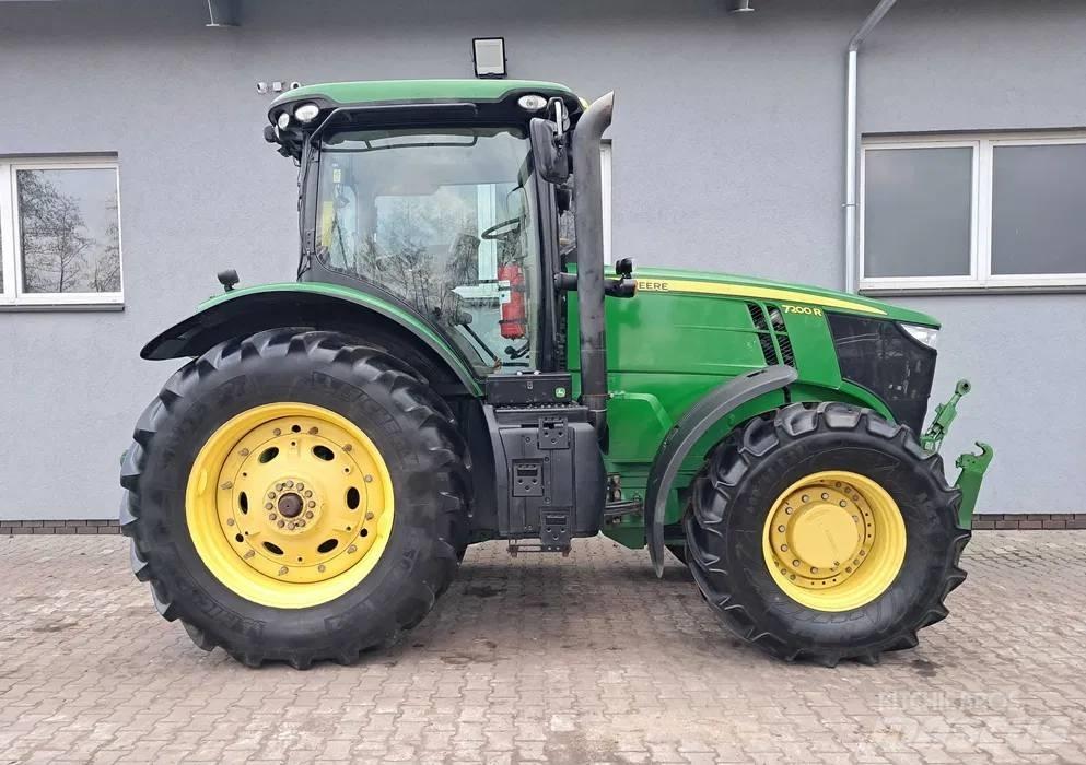 John Deere 7200 R Traktori