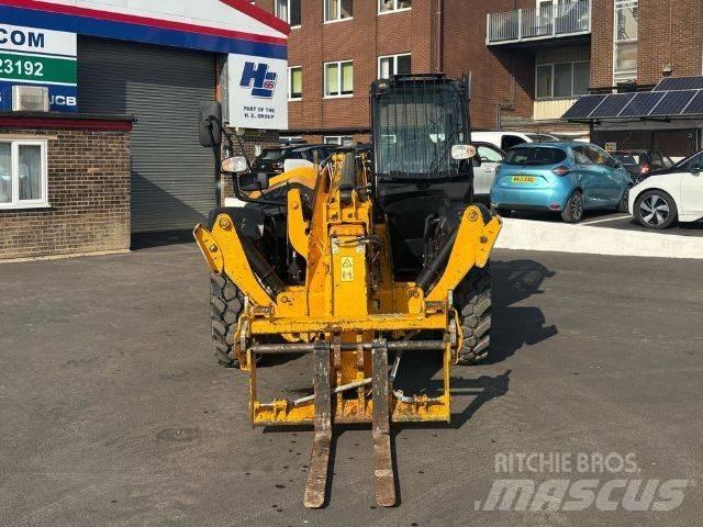 JCB 540-140 Teleskopski viličari