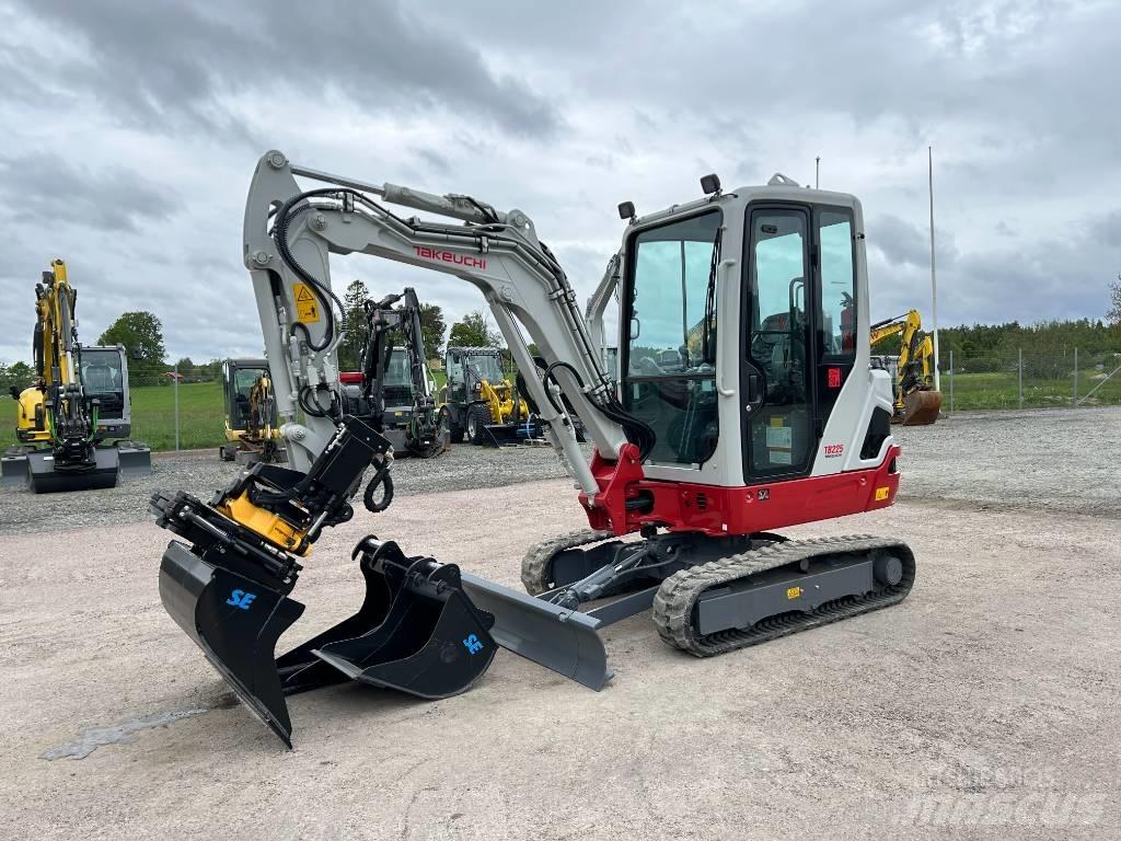 Takeuchi TB225 Mini bageri <7t