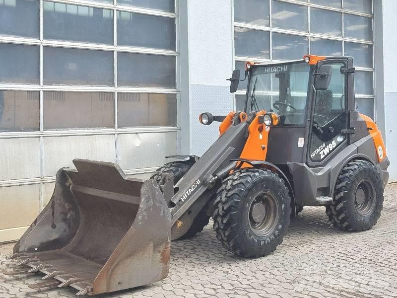 Hitachi ZW 95-6 Skid steer mini utovarivači