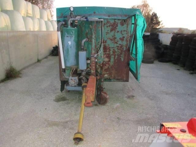  Melkwagen 6 Plätze Poljoprivreda – ostalo
