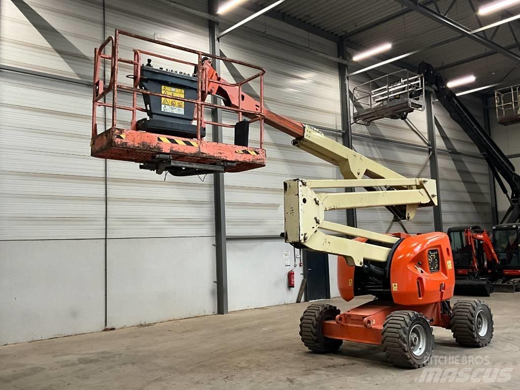 JLG 450 AJ Zglobne podizne platforme