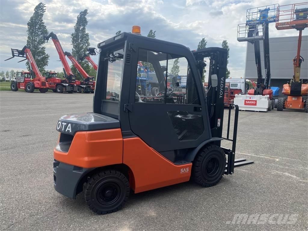 Toyota 52-8FDF25 Dizelski viličari