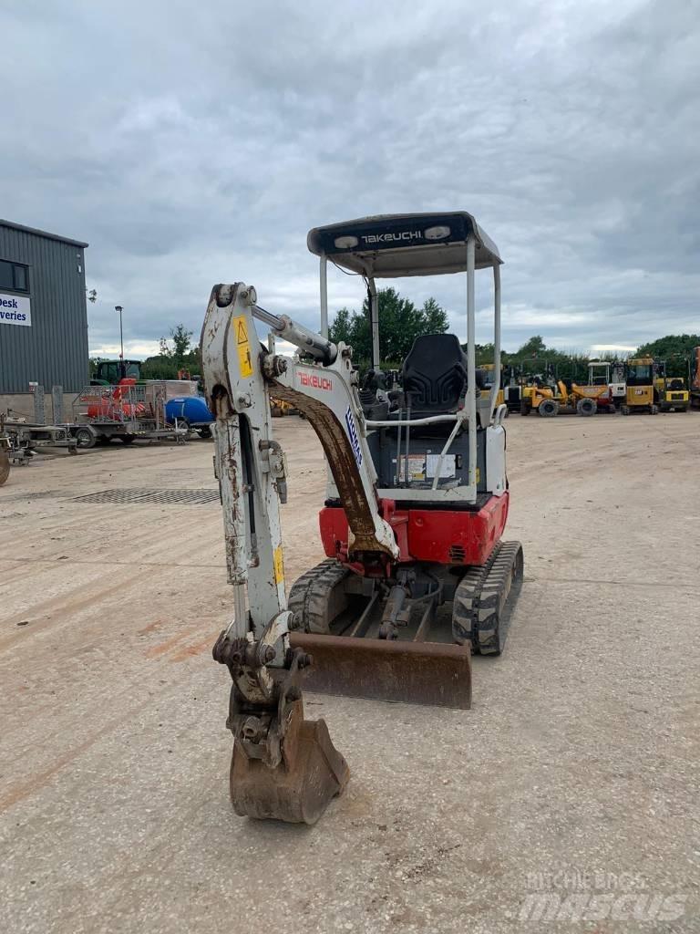 Takeuchi TB 215 R Mini bageri <7t