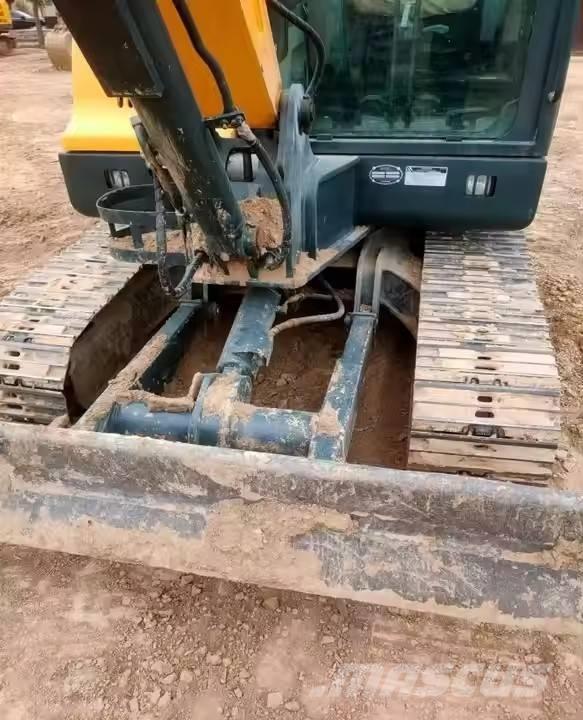 Hyundai 60VS Mini bageri <7t