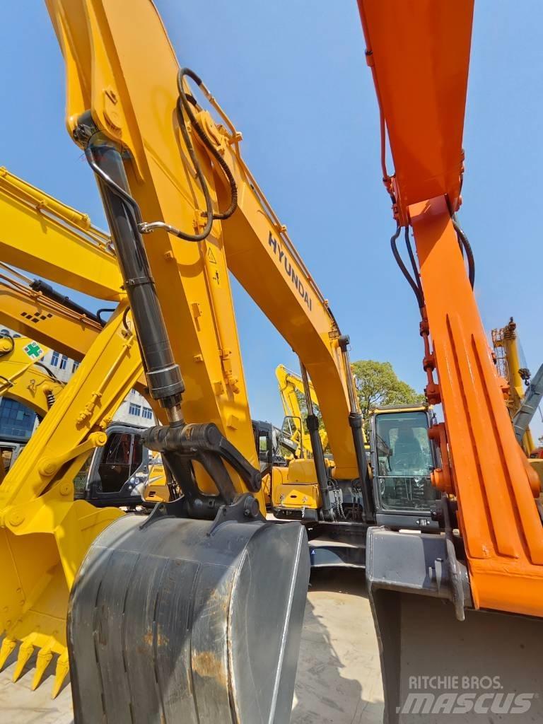 Hyundai R220LC-9S Bageri gusjeničari