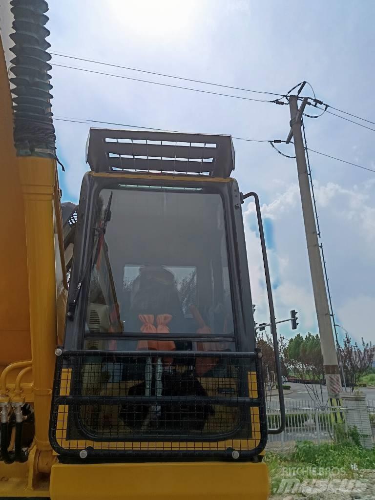 Komatsu PC 200 Bageri gusjeničari